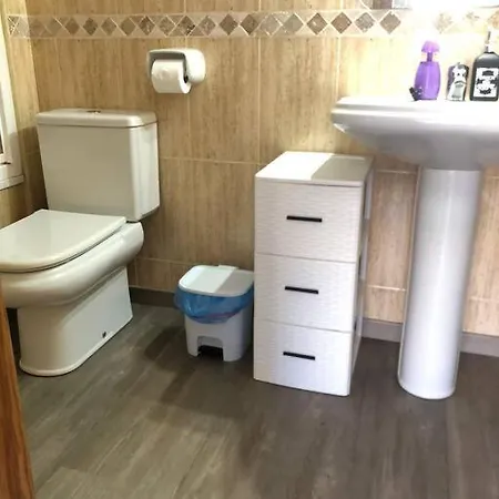 A 2 Calles Del Mar, Con Aire Acondicionado Apartamento